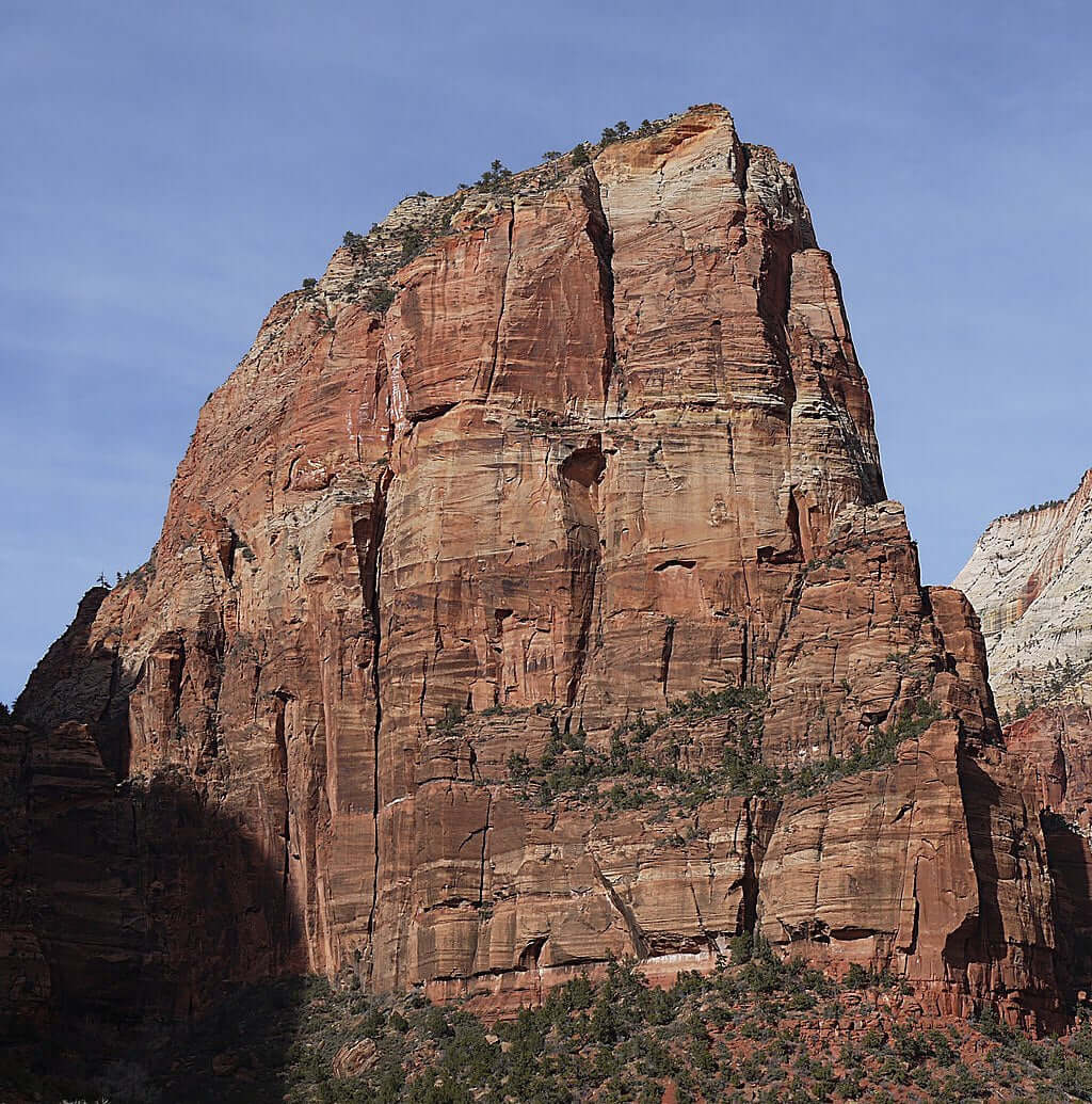 7 Breathtaking Spring Hikes in the U.S. You Need to Explore